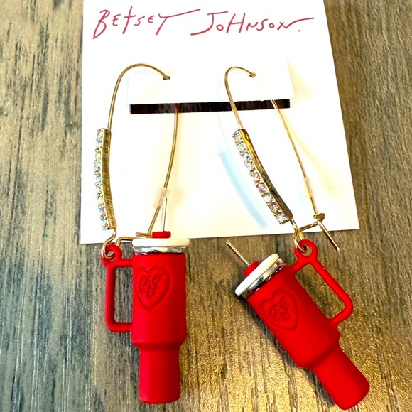 Betsey Johnson Red Tumbler Cup Leverback Rhinestone Earrings NWT Coffee Fun - Picture 1 of 5